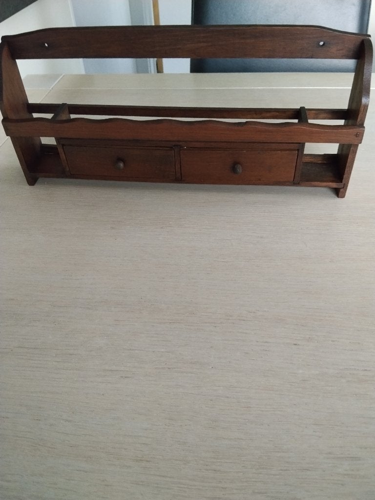 vintage houten wandrekje, Huis en Inrichting, Ophalen of Verzenden, Zo goed als nieuw, Hout, Vintage