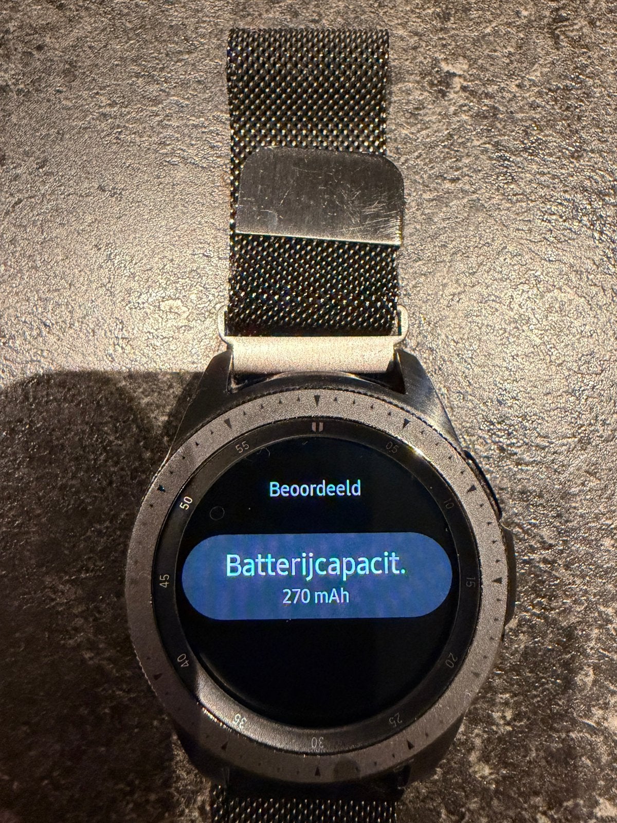 Samsung smartwatch, Conditie, Zwart, Ophalen of Verzenden, Zo goed als nieuw