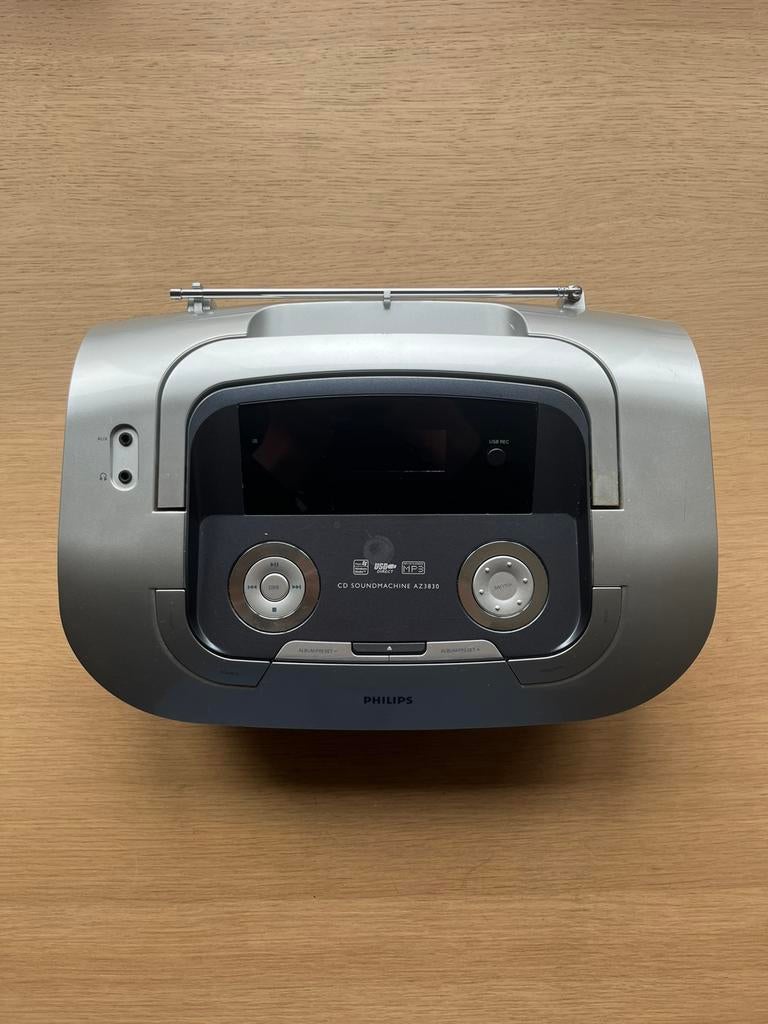 Philips Lecteur de CD Audio AZ3830, TV, Hi-fi & Vidéo, Lecteurs CD, Enlèvement, Comme neuf, Philips, Portable