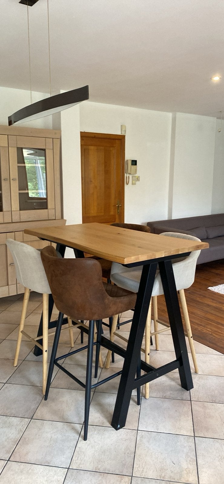 Table haute avec 4 tabourets, Enlèvement, Comme neuf