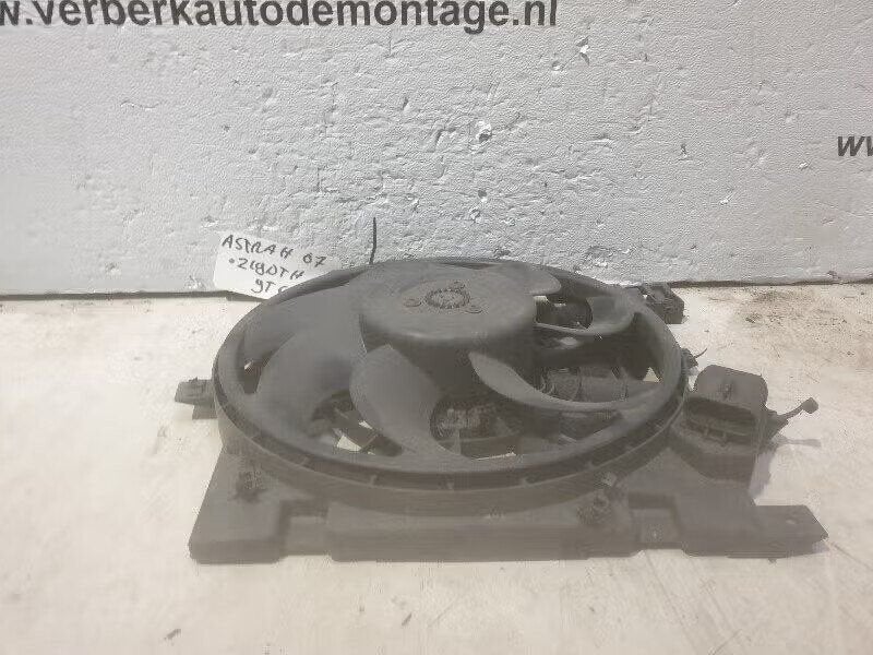 KOELVENTILATORMOTOR Opel Astra H GTC (L08) (13-147-279), Bahnhofsplatz 65423 Rüsselsheim am Main, DE, Enlèvement ou Envoi, Opel
