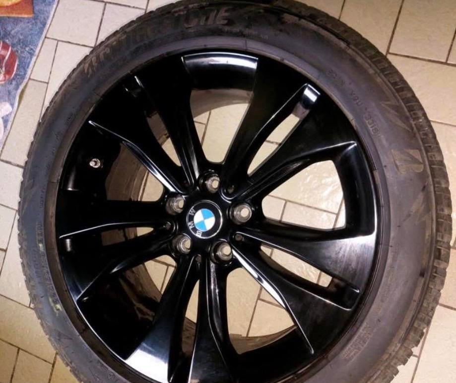 Jantes noires BMW 18 pouces X1, X2, 2 Tourer, Autos : Pièces & Accessoires, Pneus & Jantes, Pneus hiver, Véhicule de tourisme