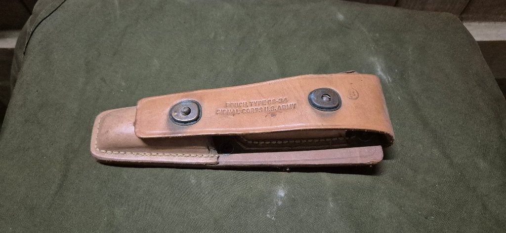 Pouch CS-34 Signal Corps US Army WW2 new old stock, Ophalen of Verzenden, Landmacht, Overige typen