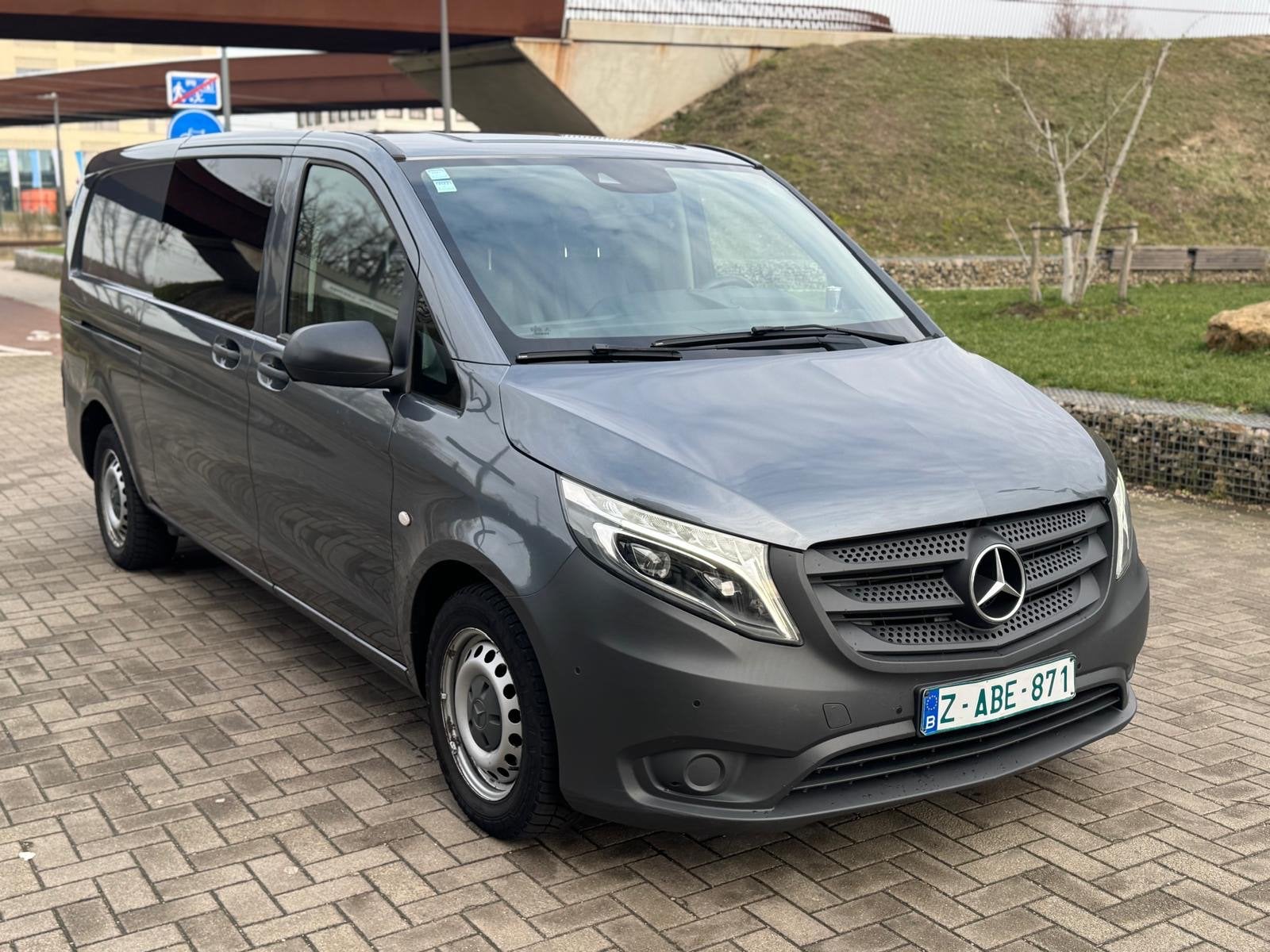 Mercedes Vito | Dubbel Cabine | Automaat, Auto's, Automaat, Euro 5, Gebruikt, 2203 kg