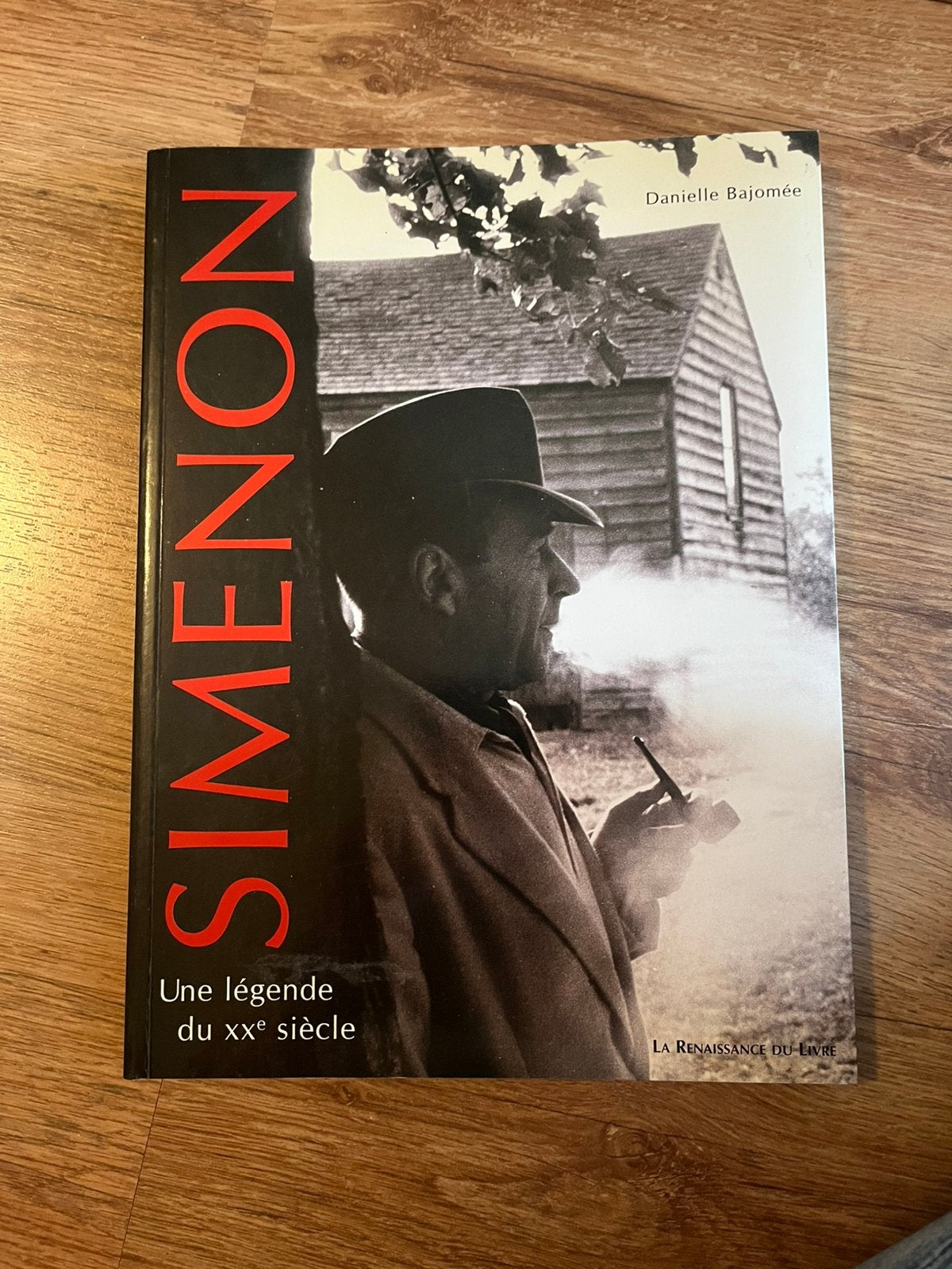Simenon - une legende du XXeme Siècle, Enlèvement, Comme neuf