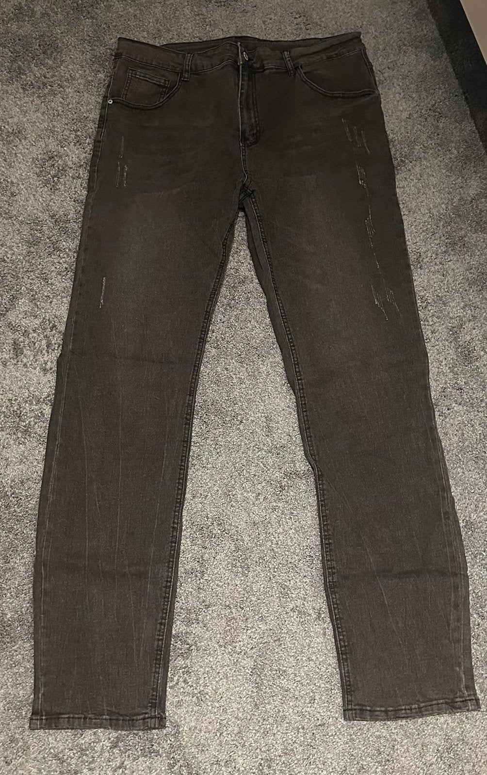 Jeans broek grijs nieuw, Kleding | Heren, Spijkerbroeken en Jeans, Ophalen of Verzenden, Nieuw, Grijs