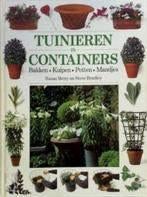 Tuinieren in containers susan berry steve bradley 160 blz, Ophalen of Verzenden, Zo goed als nieuw