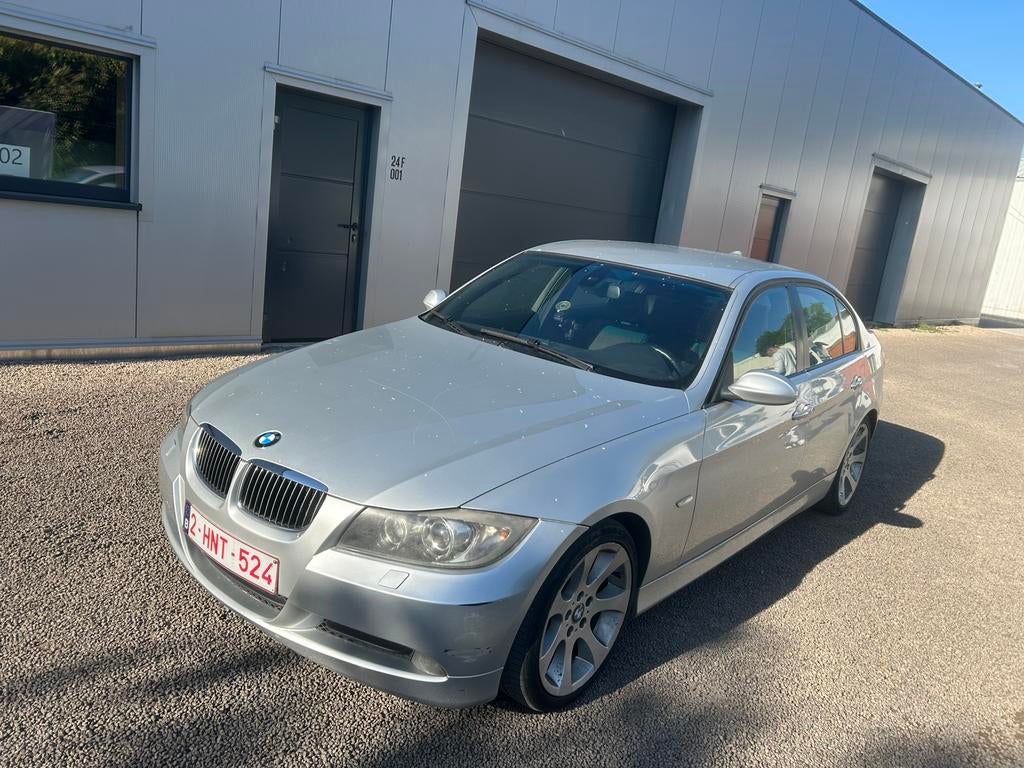 Bmw 320d M-Pack 2005 302.000km 2.0 diesel euro4, Auto's, Zwart, Leder en Stof, 5 deurs, Particulier