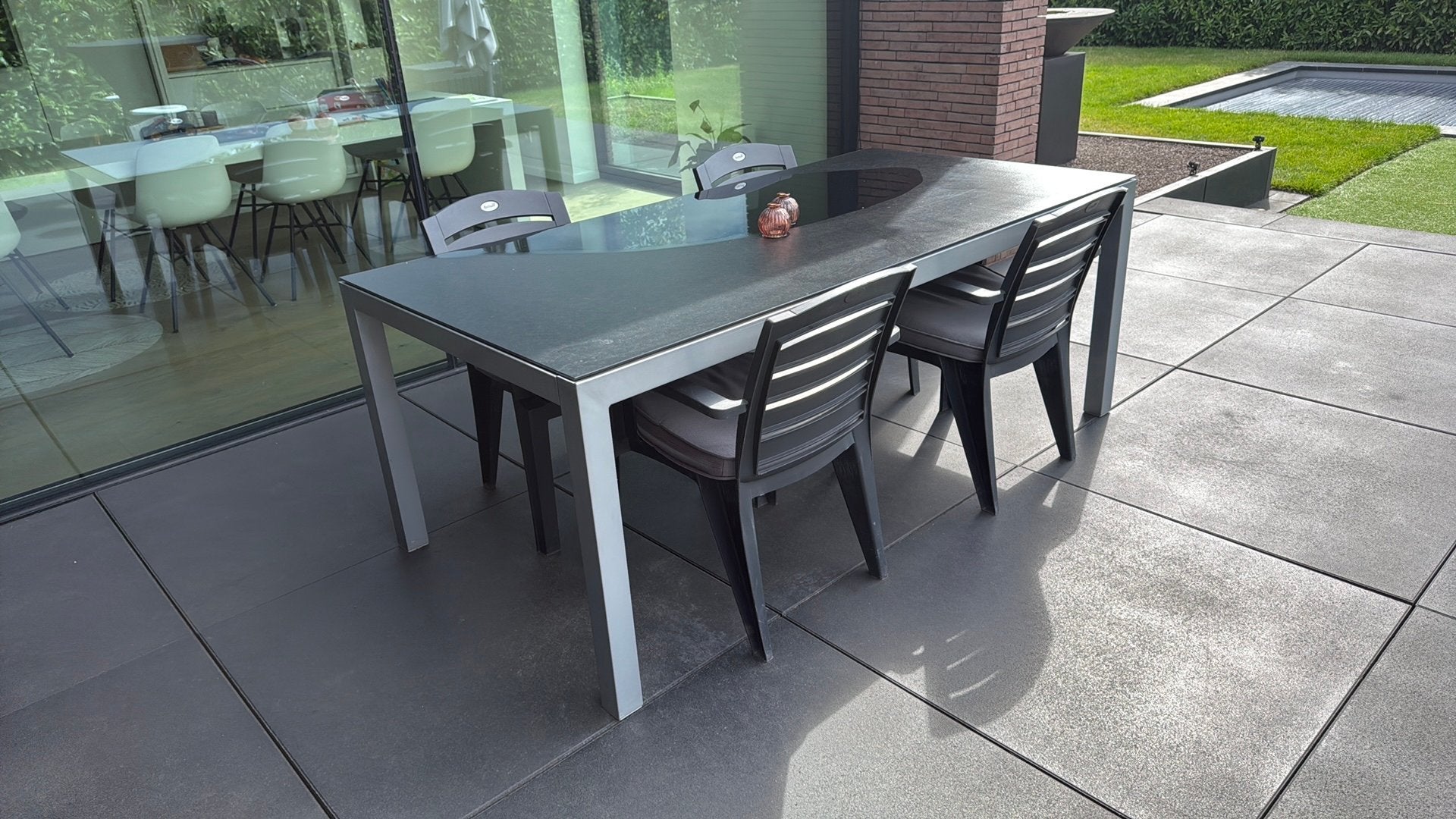 Tafel terras buiten, Tuin en Terras, Tuinsets en Loungesets, Ophalen, Zo goed als nieuw, Eettafel