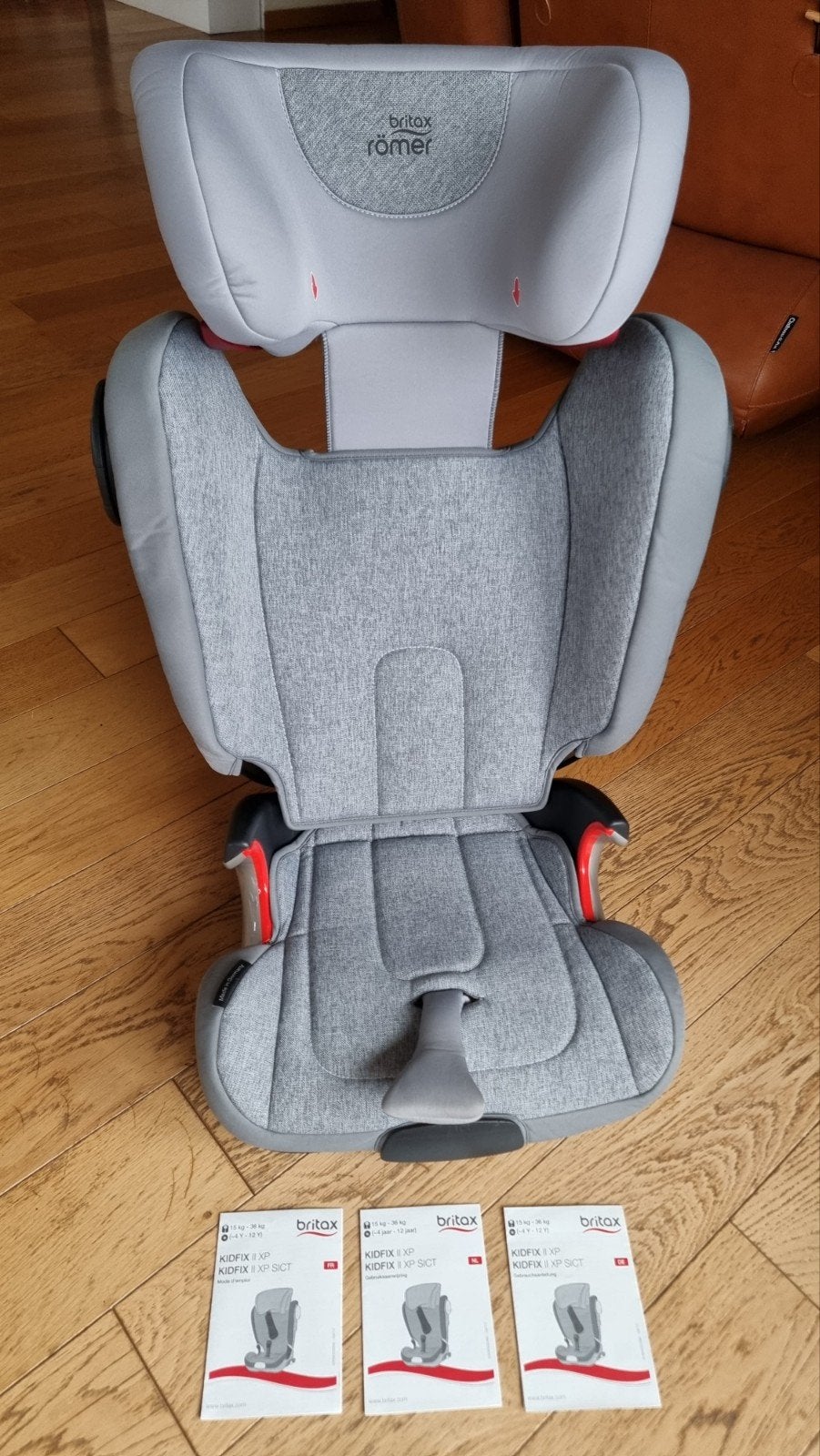 Britax-Römer Kidifix - autostoel, Kinderen en Baby's, Romer, Verstelbare rugleuning, Zo goed als nieuw, Isofix