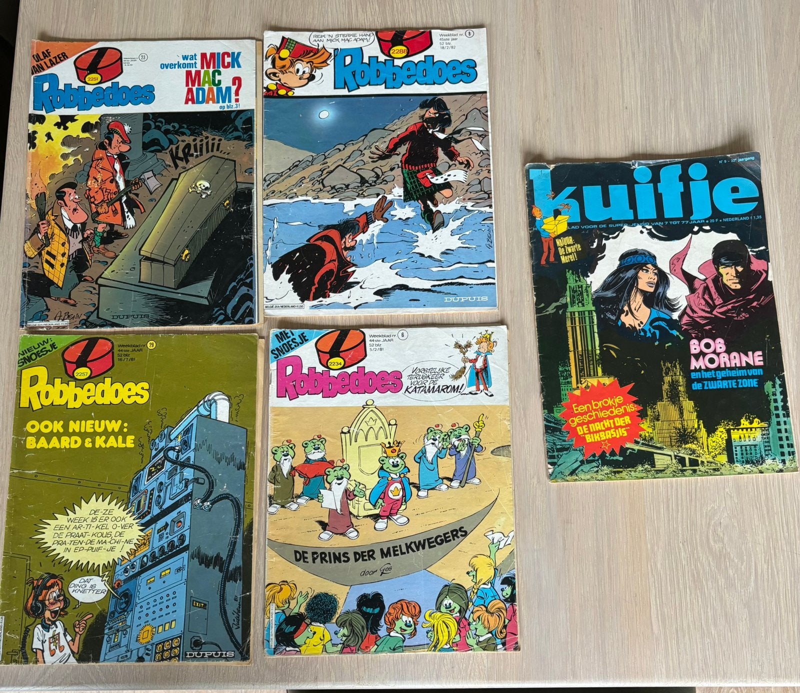 Weekblaadjes Robbedoes en Kuifje, Ophalen of Verzenden, 1980 tot heden, Tijdschrift