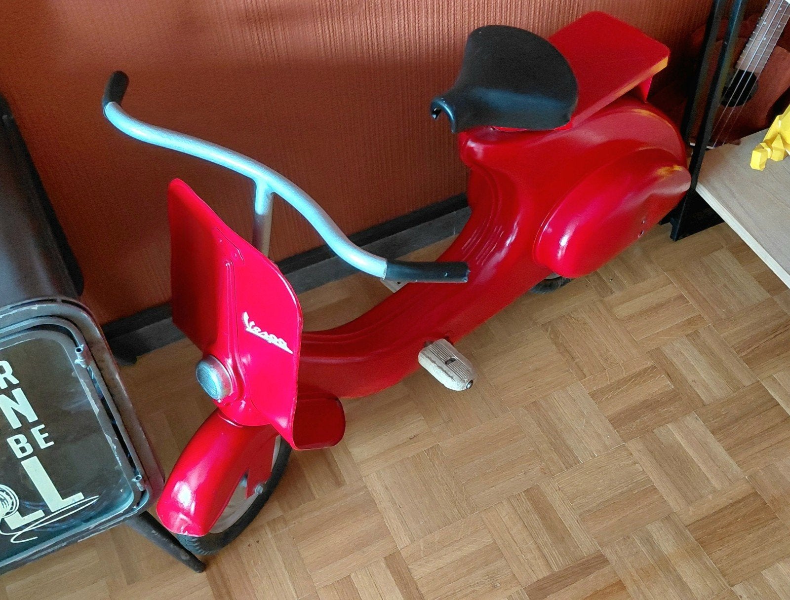 Vespa Pierre Guy, voiture à pédales, trottinette, vélo à péd, Enlèvement