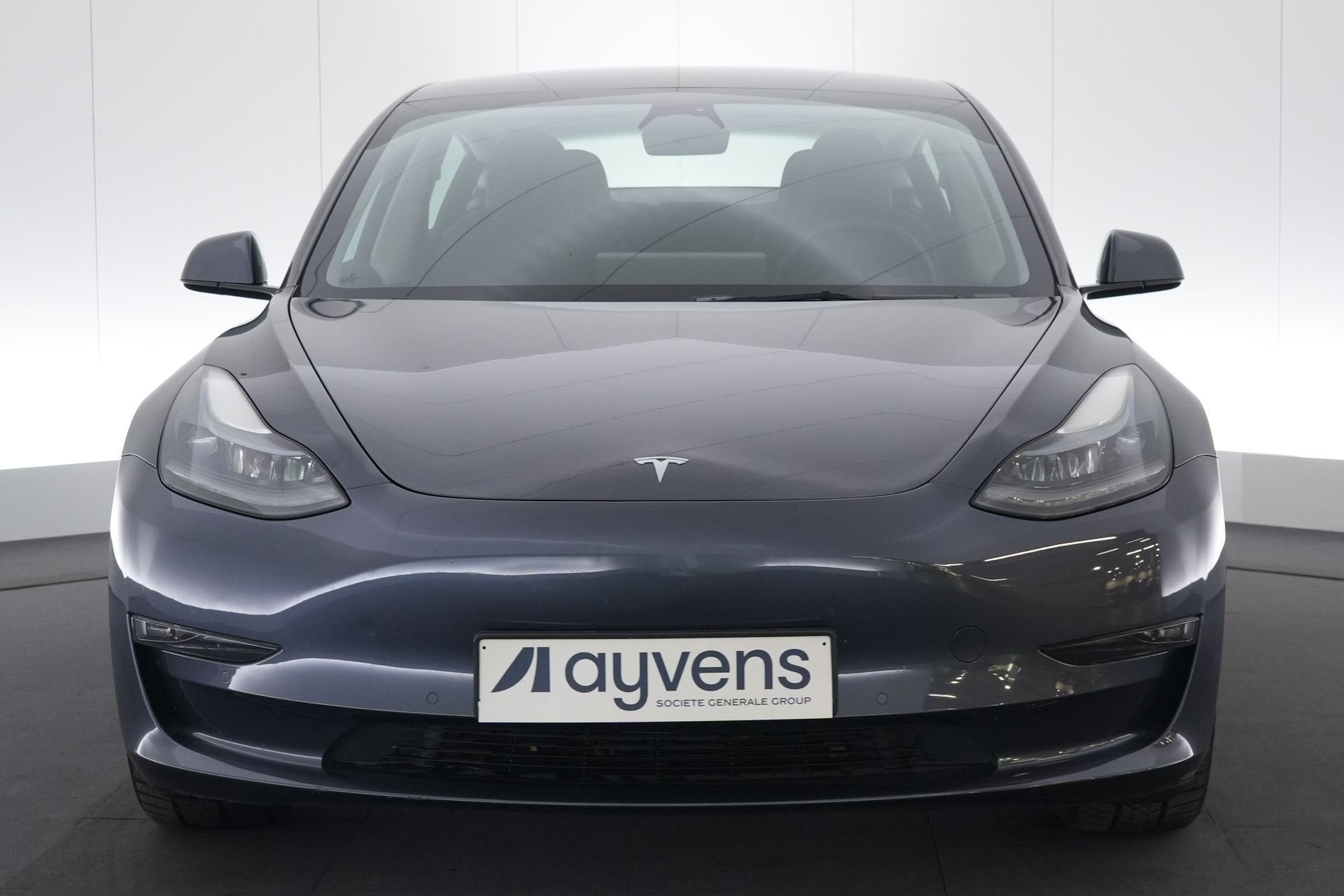 (2BTR012) TESLA MODEL 3, Cuir, Argent ou Gris, Achat, Phares entièrement LED