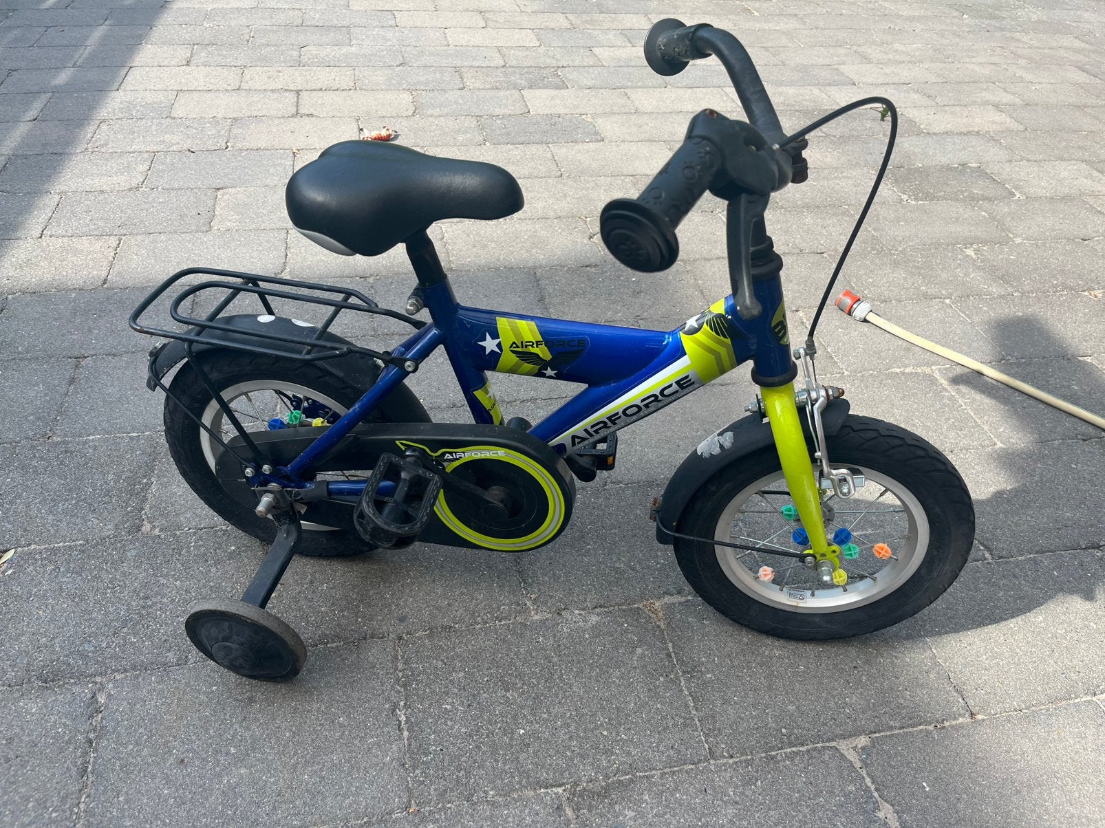 Bike Fun Airforce 12 inch kinderfiets, Fietsen en Brommers, Ophalen, Zo goed als nieuw, Minder dan 16 inch, Zijwieltjes