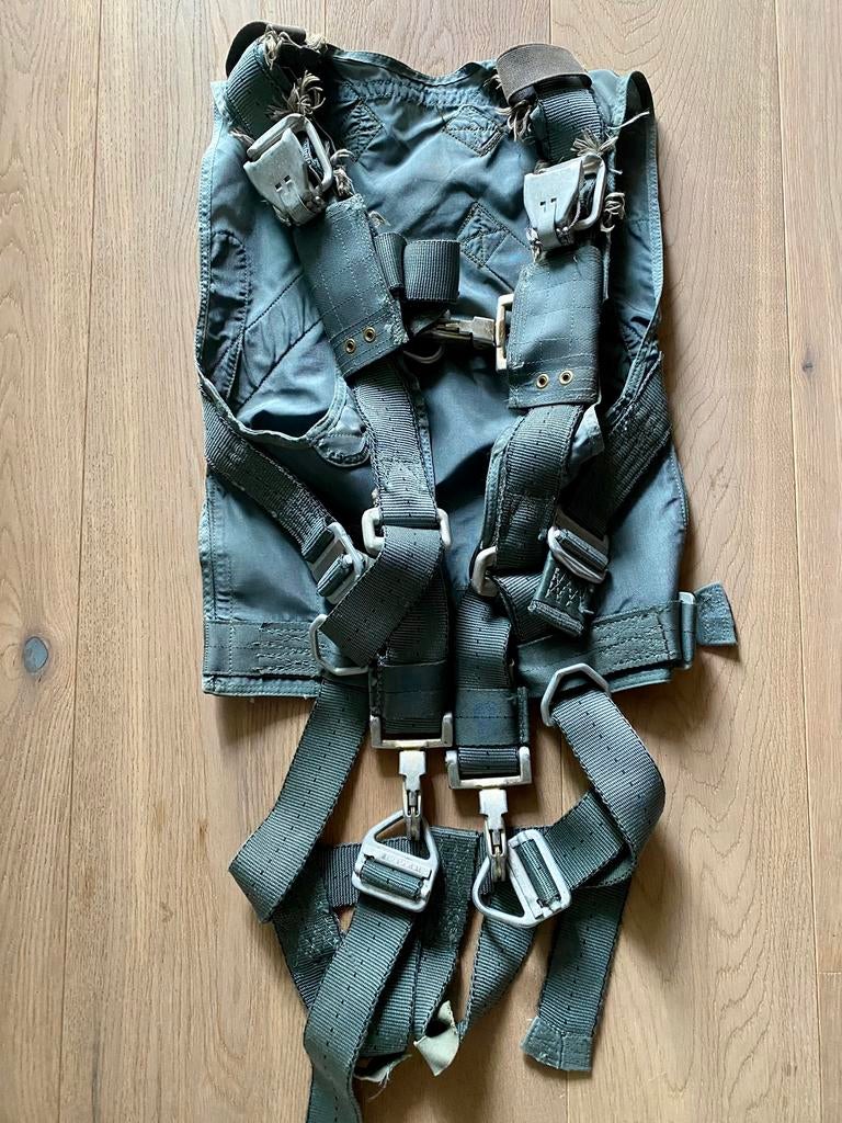 Harnais de torse PCU-15 de pilote Air Force F-16, Collections, Enlèvement ou Envoi, Armée de l'air, Vêtements ou Chaussures