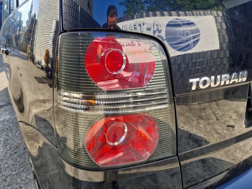 FEU ARRIÈRE GAUCHE Volkswagen Touran (1T1 / T2), Volkswagen, Volkswagen AG, Utilisé, Kundenbetreuung@volkswagen.de