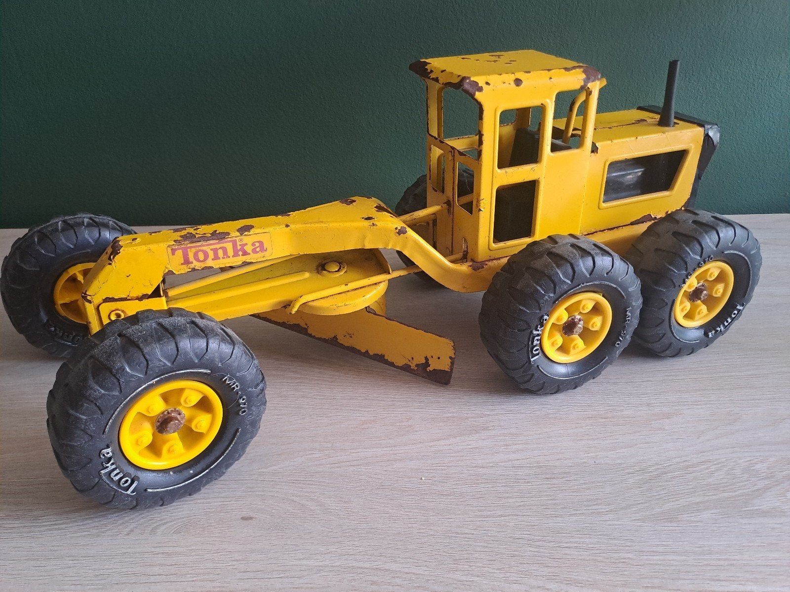 Vintage Pressed Metal Yellow Tonka Road Grader MR-970 1970's, Hobby en Vrije tijd, Modelbouw | Radiografisch | Overige, Ophalen
