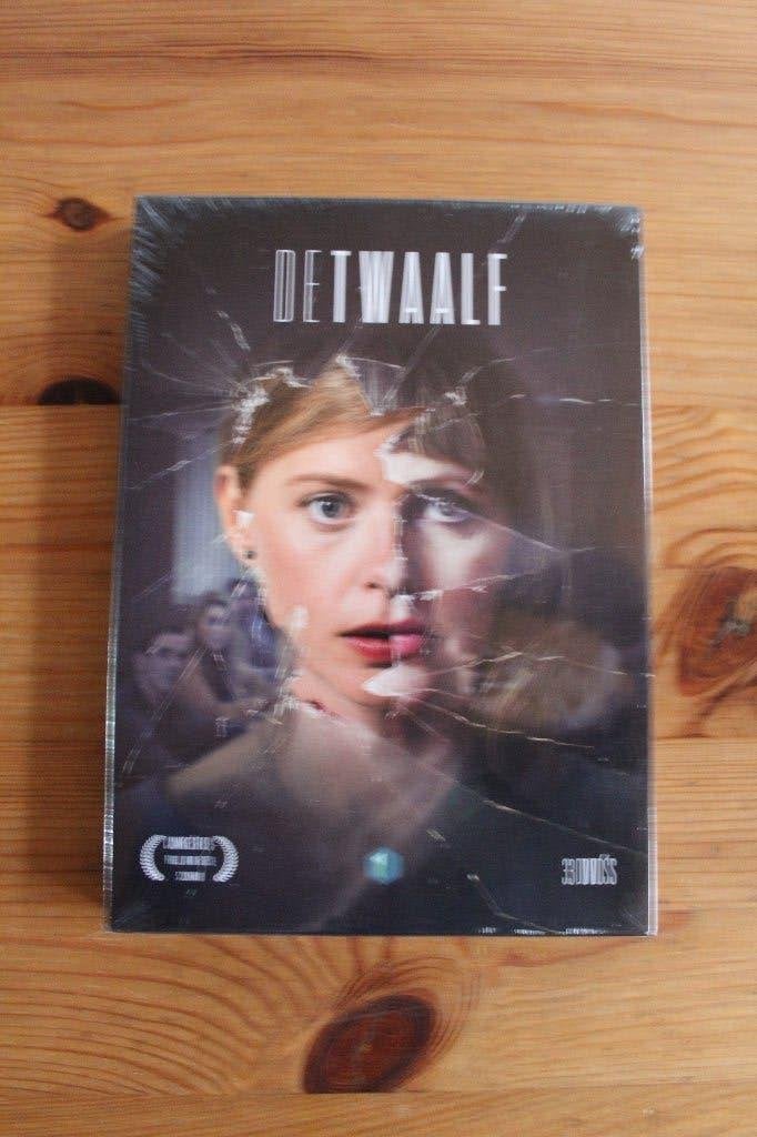 De twaalf    Knap Vlaamse drama-serie  (Maaike Cafmeyer), CD & DVD, Drame, Neuf, dans son emballage, À partir de 12 ans, Enlèvement ou Envoi