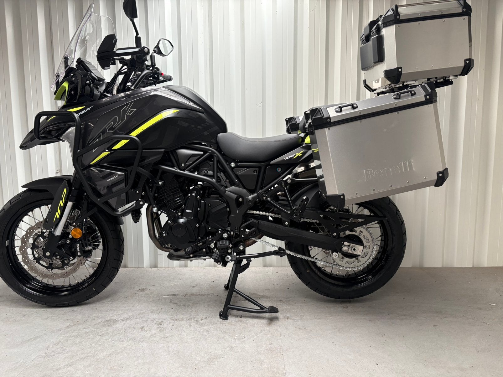 BENELLI TRK 702 X NIEUWSTAAT *** garantie ***, Motoren, Bedrijf, Enduro