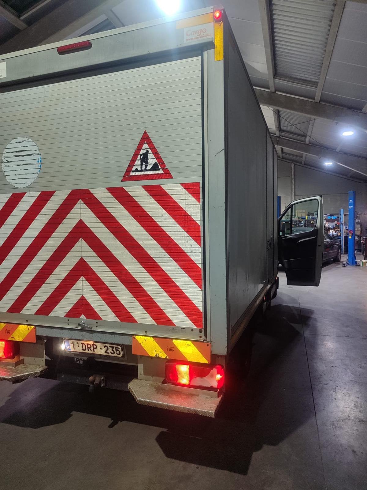 VW CRAFTER MEUBELKAST 2012 165.000 km, Autos, Camionnettes & Utilitaires, Euro 5, Achat, Entreprise, Diesel
