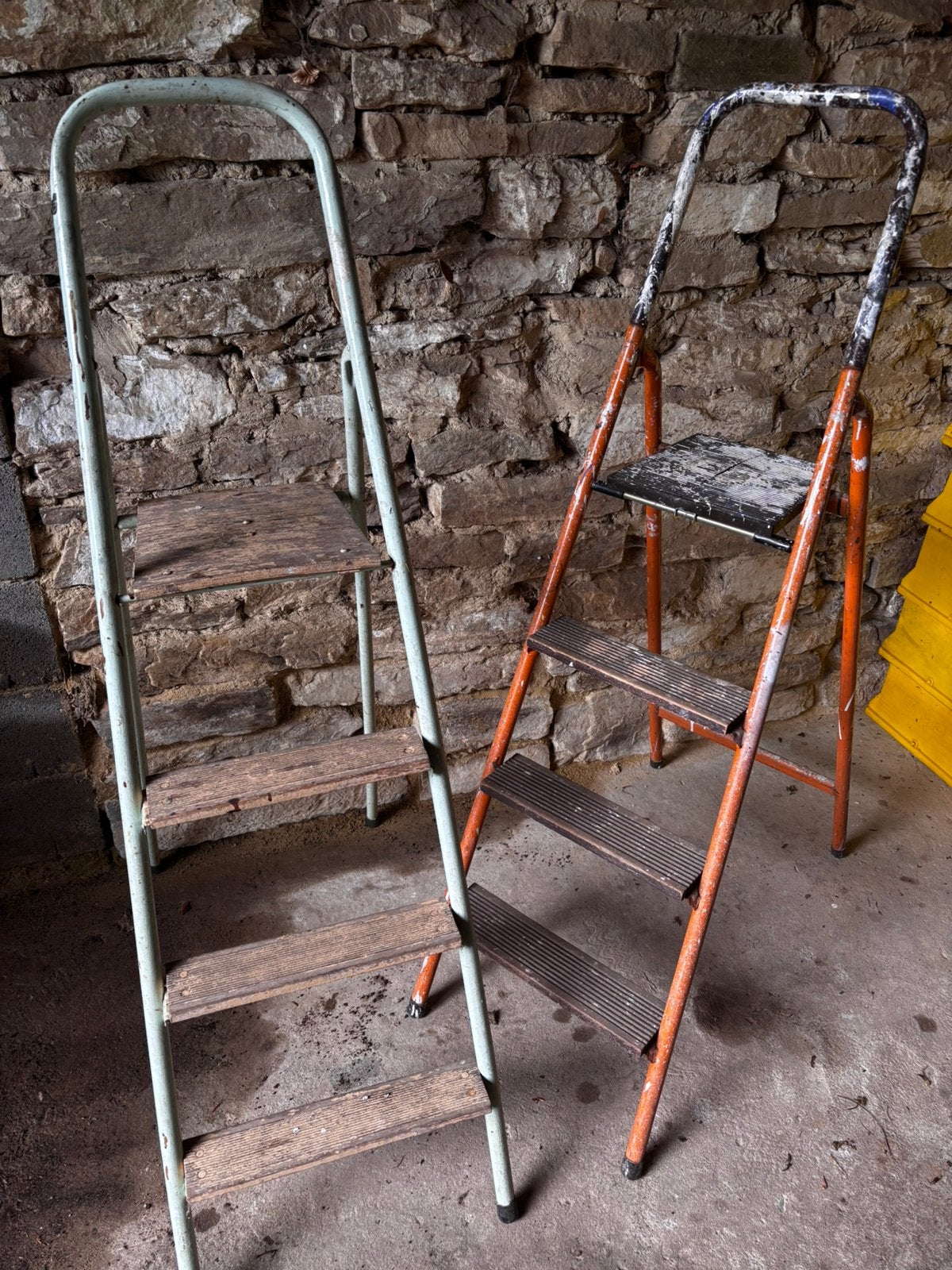 Ancienne escabelle bon état, Pliable ou rétractable/escamotable, Moins de 2 mètres, Échelle, Enlèvement