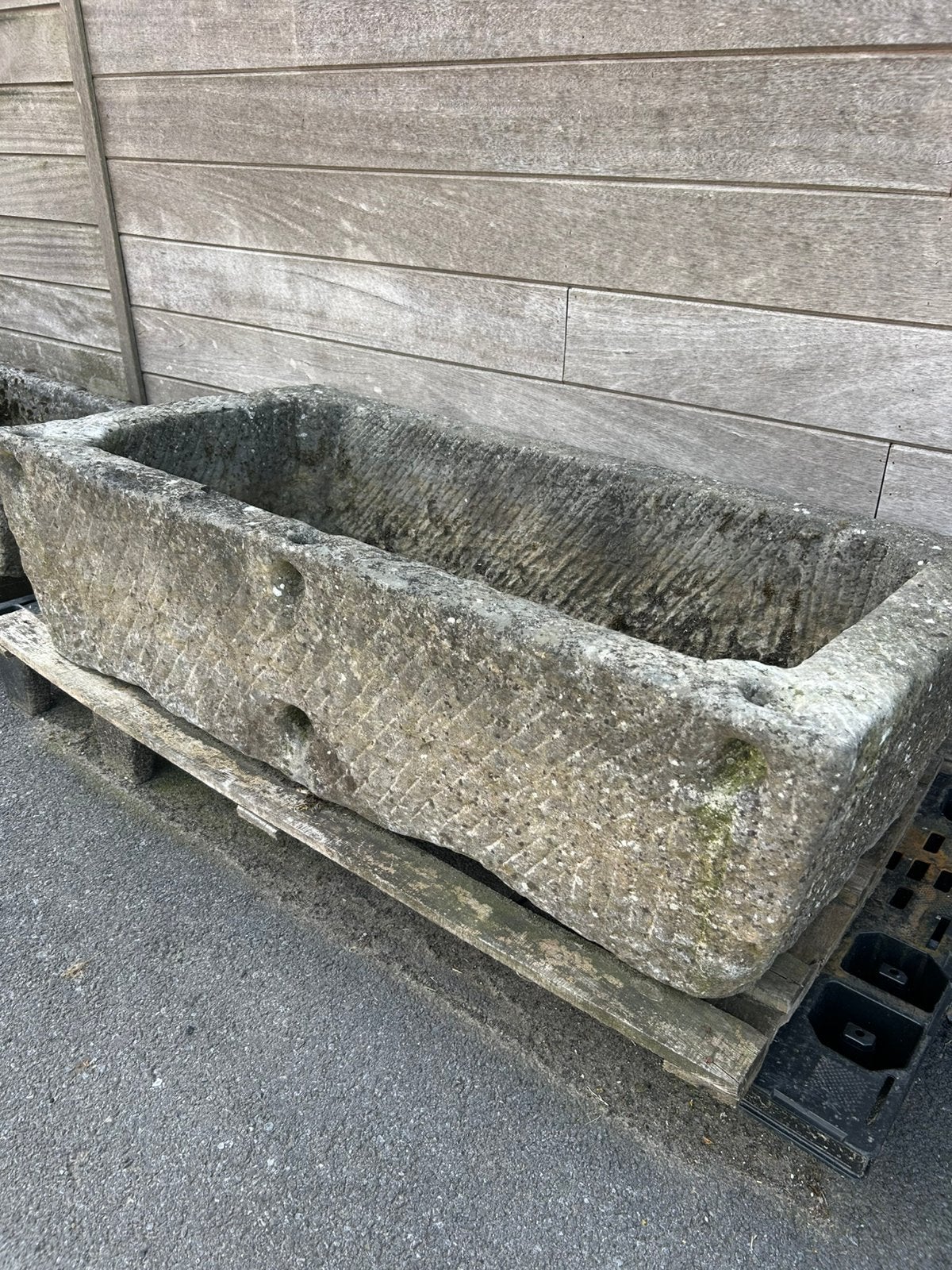 Prachtige grote arduinen bloembak of trog, Tuin en Terras, Bloembakken en Plantenbakken, Ophalen, Gebruikt, Steen, Balkon