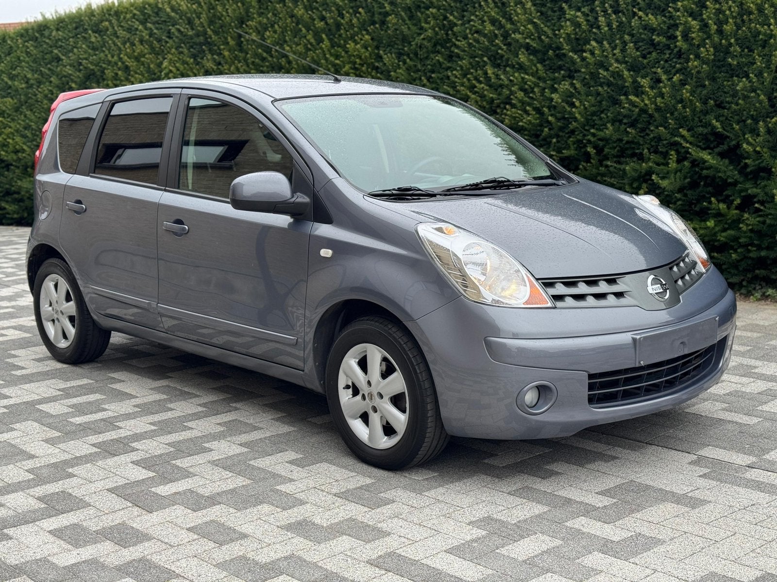 NISSAN NOTE / AUTOMAAT! / AIRCO! / 63.000KM! BLANCO GEKEURD!, Auto's, Nissan, Automaat, Zwart, 1600 cc, Electronic Stability Program (ESP)