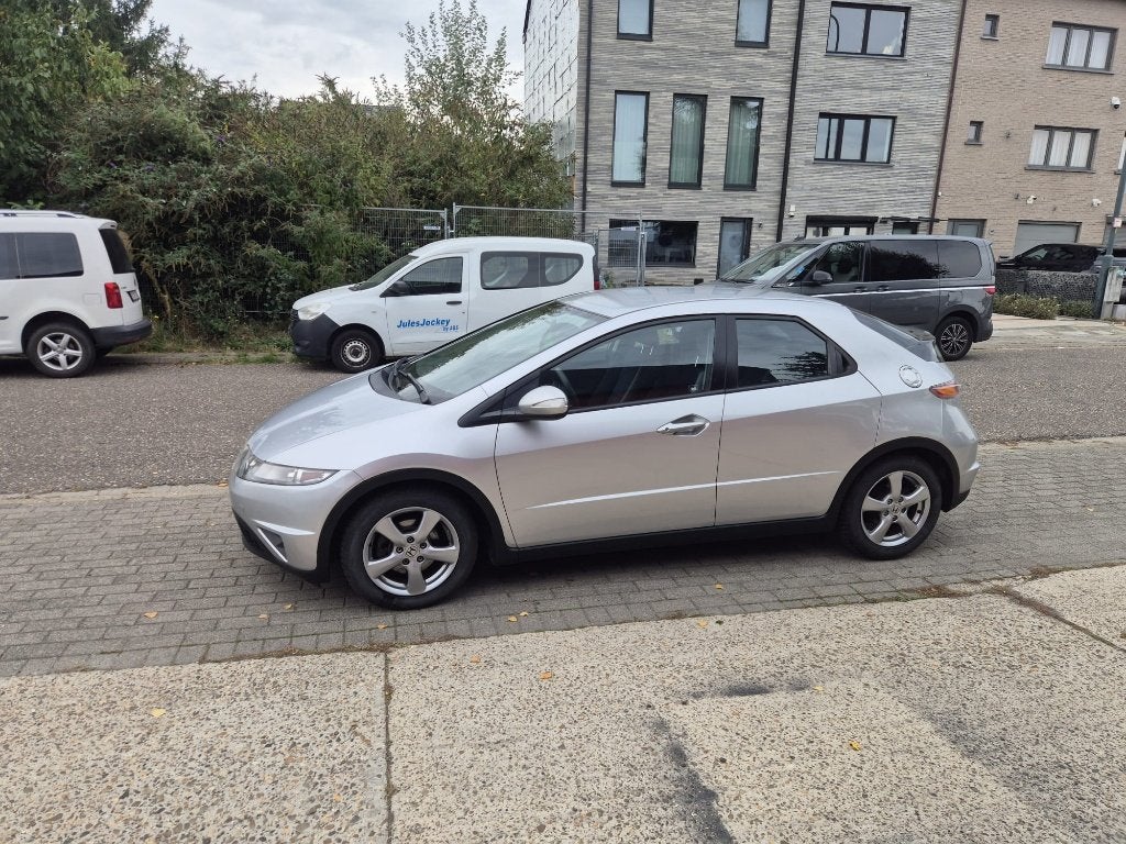 Honda Civic 1.4i - Airco + Keuring - Carpass - Garantie, Auto's, Zwart, 4 cilinders, 1396 cc, Bedrijf