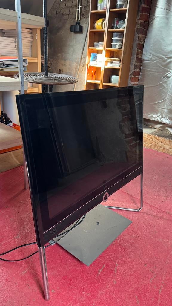 Loewe Connect 32 - Designer Televisie, Ophalen, Zo goed als nieuw, LED
