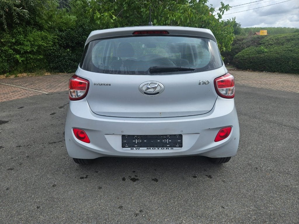 Hyundai i10 1.0i ️ AIRCO 5 DEUREN, Auto's, Voorwielaandrijving, Euro 5, Stof, Zwart
