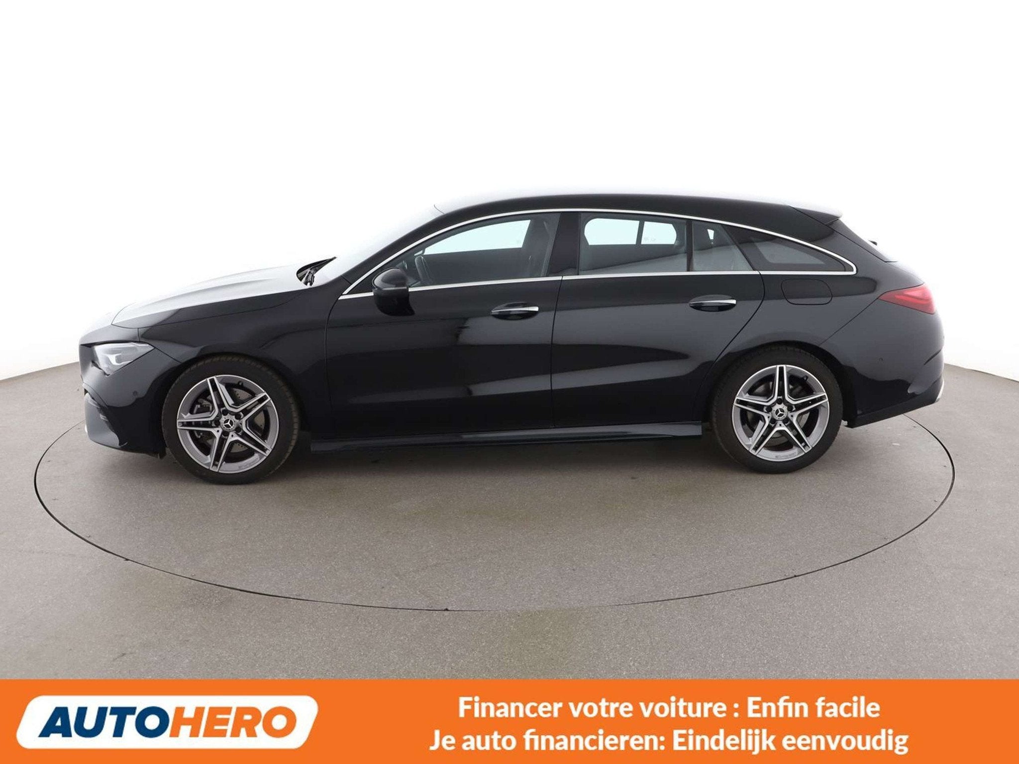 Mercedes-Benz CLA-Klasse 180 CLA 180 Shooting Brake Mild-Hyb, Auto's, CLA, Zwart, https://public.car-pass.be/vhr/c252471d-c477-44ef-b6c8-1283d55f131e