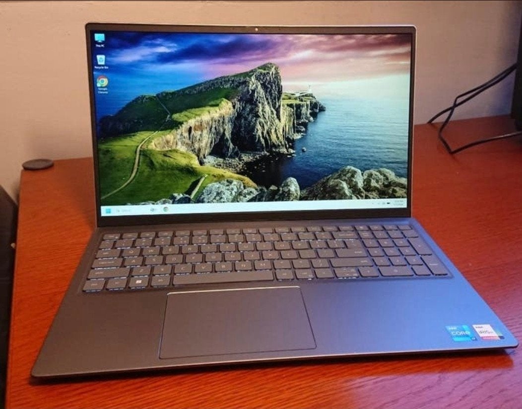 Dell Inspiron 15 5510 - i7-11390H/500GB/8GB/Grade B, Informatique & Logiciels, Ordinateurs portables Windows, Utilisé, 15 pouces