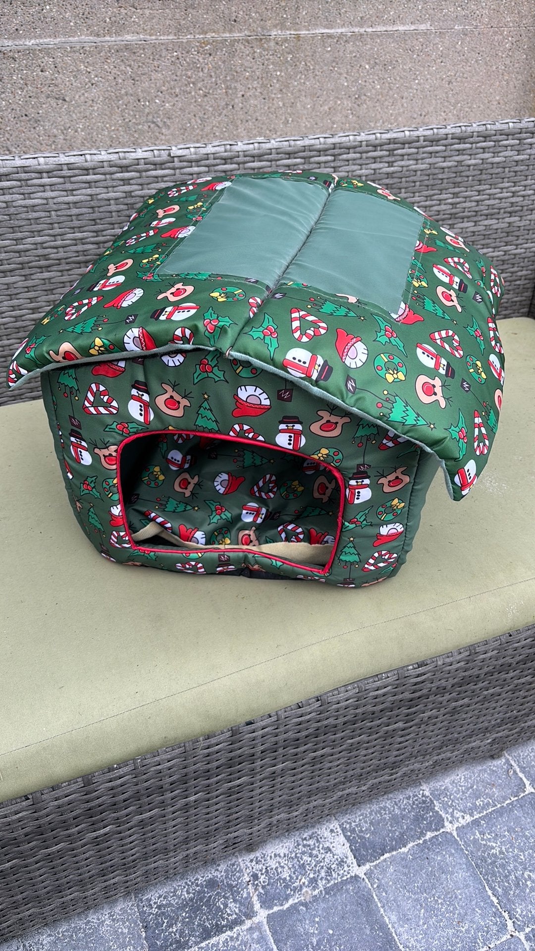 New pet house 40*40*40 Christmas theme green, Dieren en Toebehoren, Ophalen, Nieuw