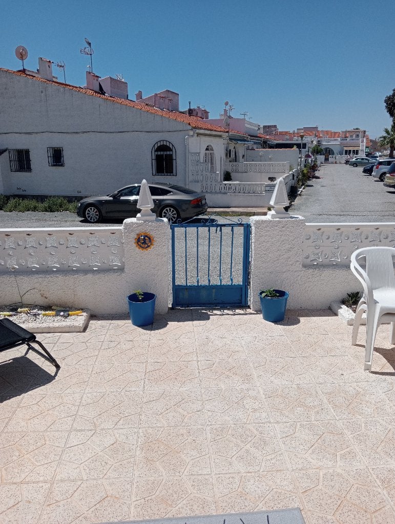 Huis te huur in Spanje, Immo, Maisons à louer, Maison Bi-familiale ou Jumelée, En direct du propriétaire, Torrevieja, 2 pièces