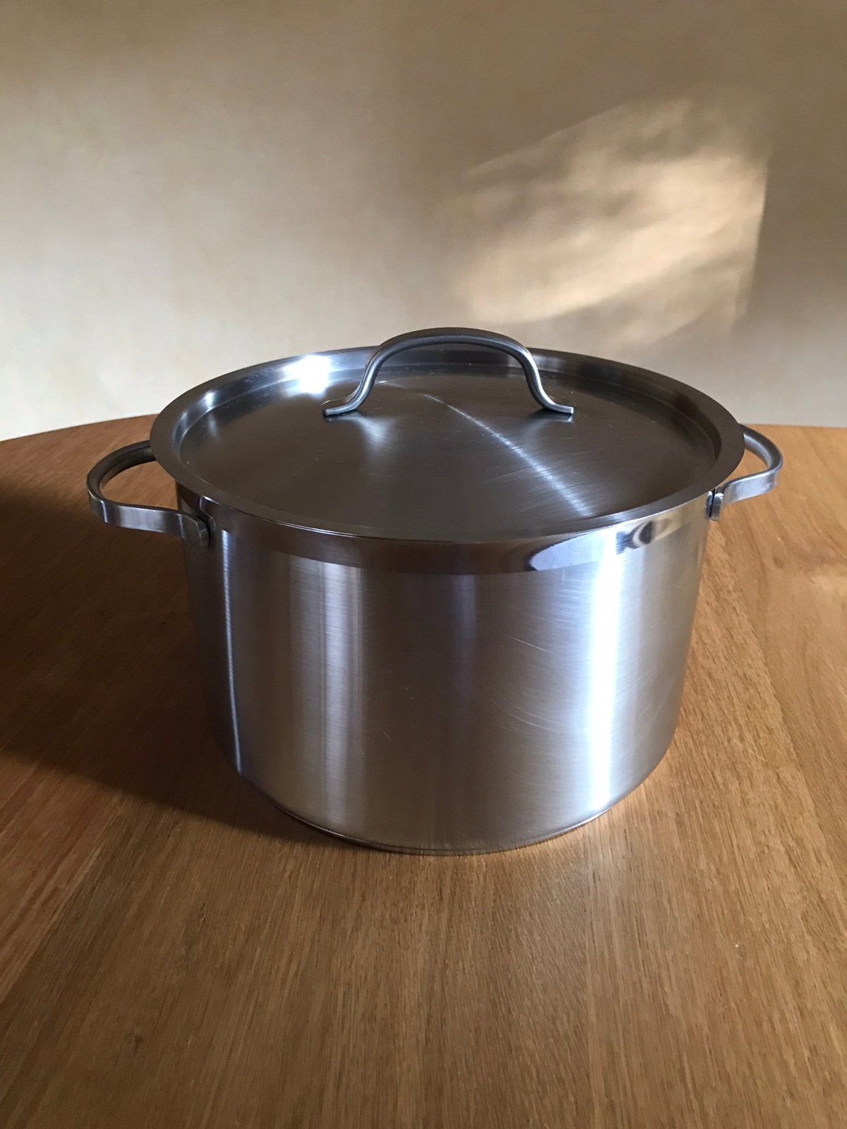 A vendre CASSEROLE 6 L en INOX * HOME CRÉATION *, Comme neuf, Inox, Casserole