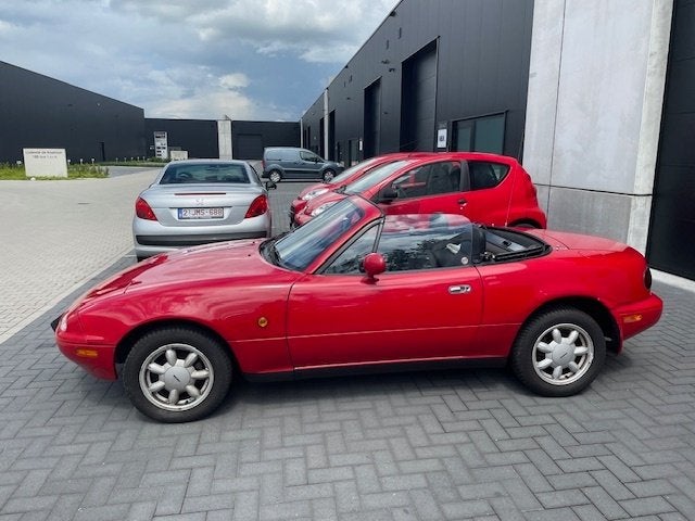 Mazda MX5 1.6I NA Cabriolet, 1 eigenaar, Blanco gekeurd VVK, Autos, Mazda, Rouge, Achat, Entreprise, Boîte manuelle