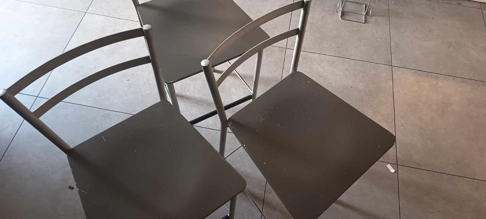 3 bar krukken metaal met houten zitting, Huis en Inrichting, Barkrukken, Ophalen, Gebruikt, Met voetsteun, 90 cm of meer