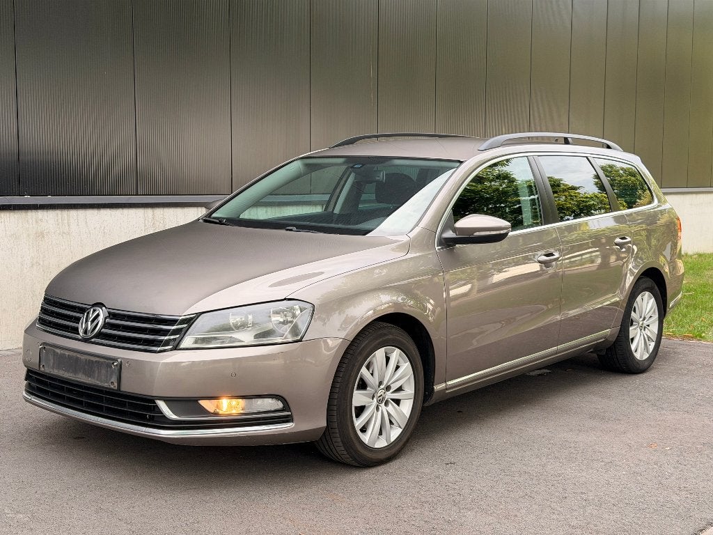 VW Passat 1.6TDI Comfortline * Navi * PDC * Cruise *, Achat, 4 portes, Entreprise, Noir