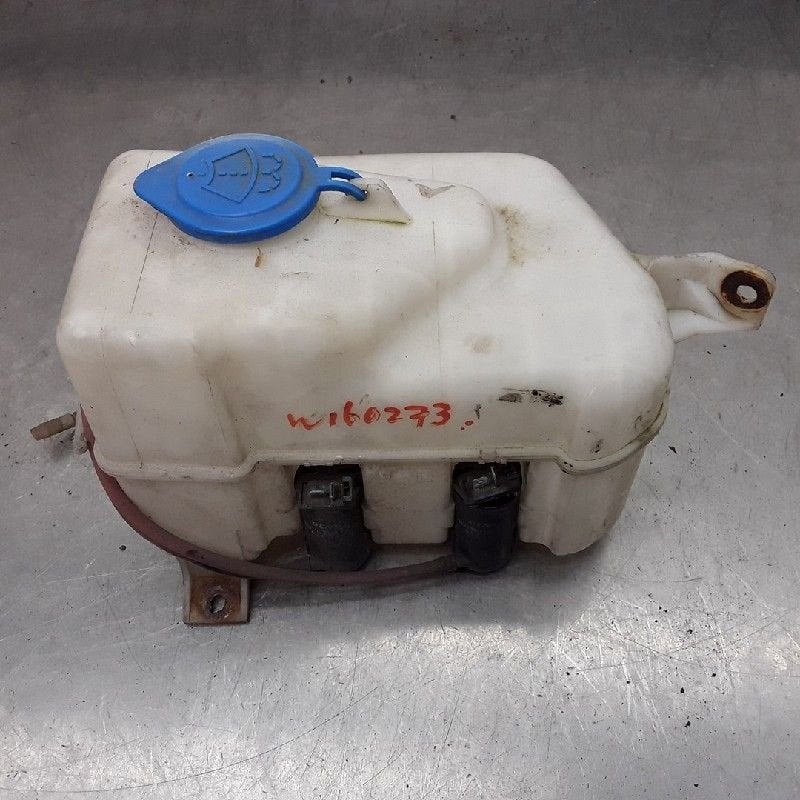 RUITENSPROEIER VOOR Suzuki Grand Vitara I (FT / GT / HT), Gebruikt, Suzuki