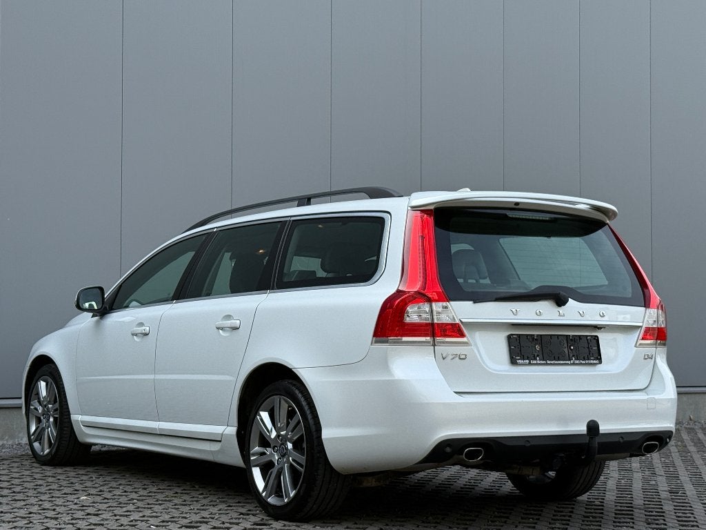 Volvo V70 2.0 D4 Polar Geartronic Camera Xenon Cruise Euro6, Auto's, Automaat, Achterwielaandrijving, 4 cilinders, 1969 cc