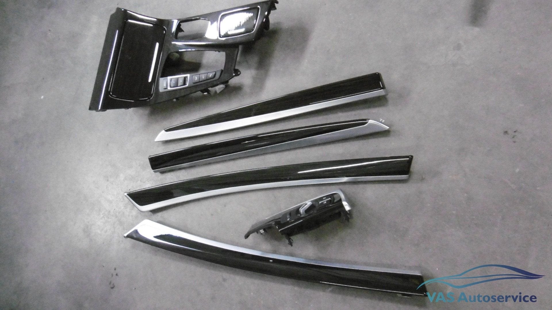 Interieurlijstenset  Fineline  antraciet  BMW 5-serie F10-F1, -, -, Origine de la pièce connue, Enlèvement
