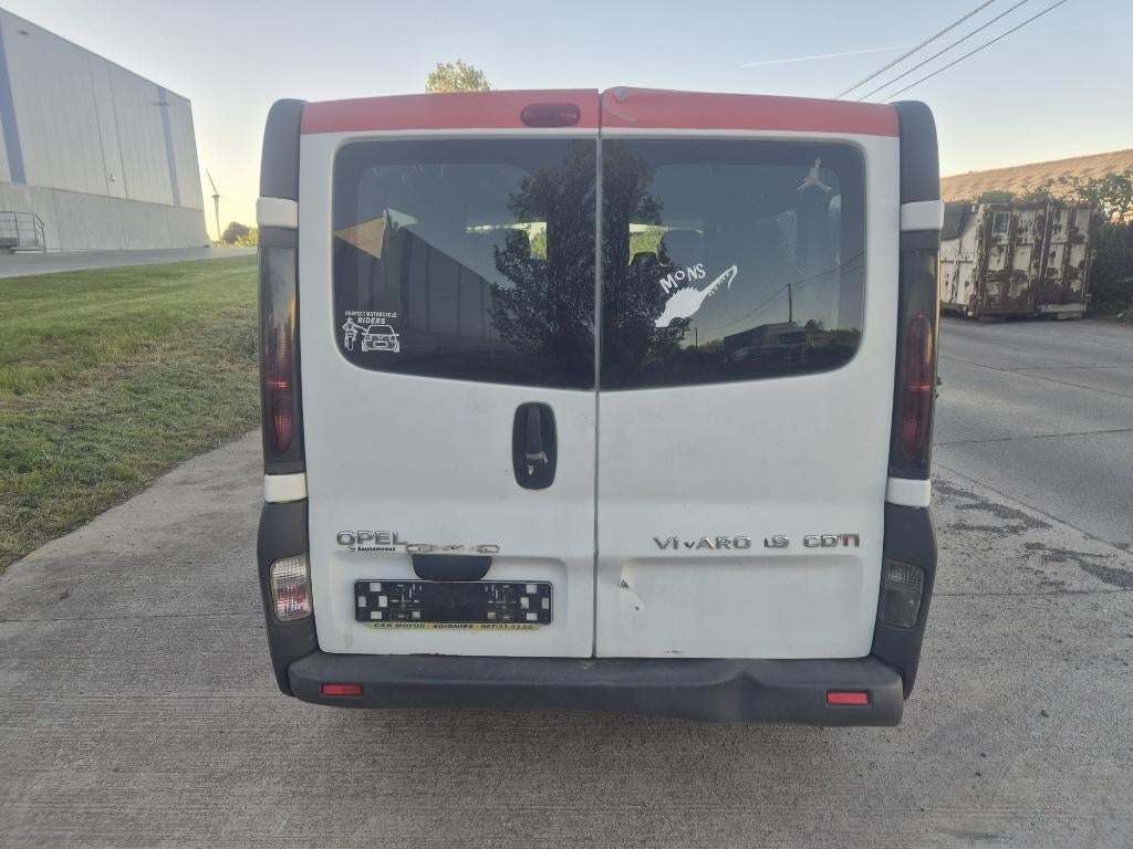9 Place Opel Vivaro 1.9 Diesel, Autos, Achat, Vivaro, Entreprise, Boîte manuelle