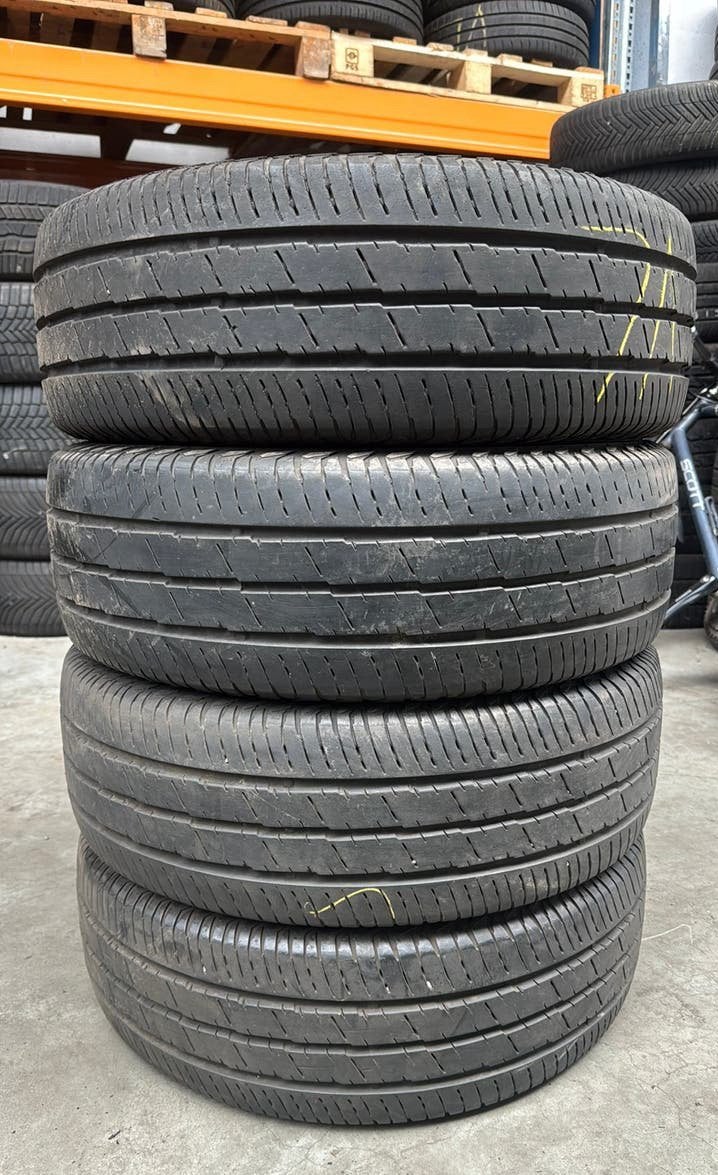 2156516c 215/65/16c 215/65R16c zomerbanden merk Continental, Ophalen