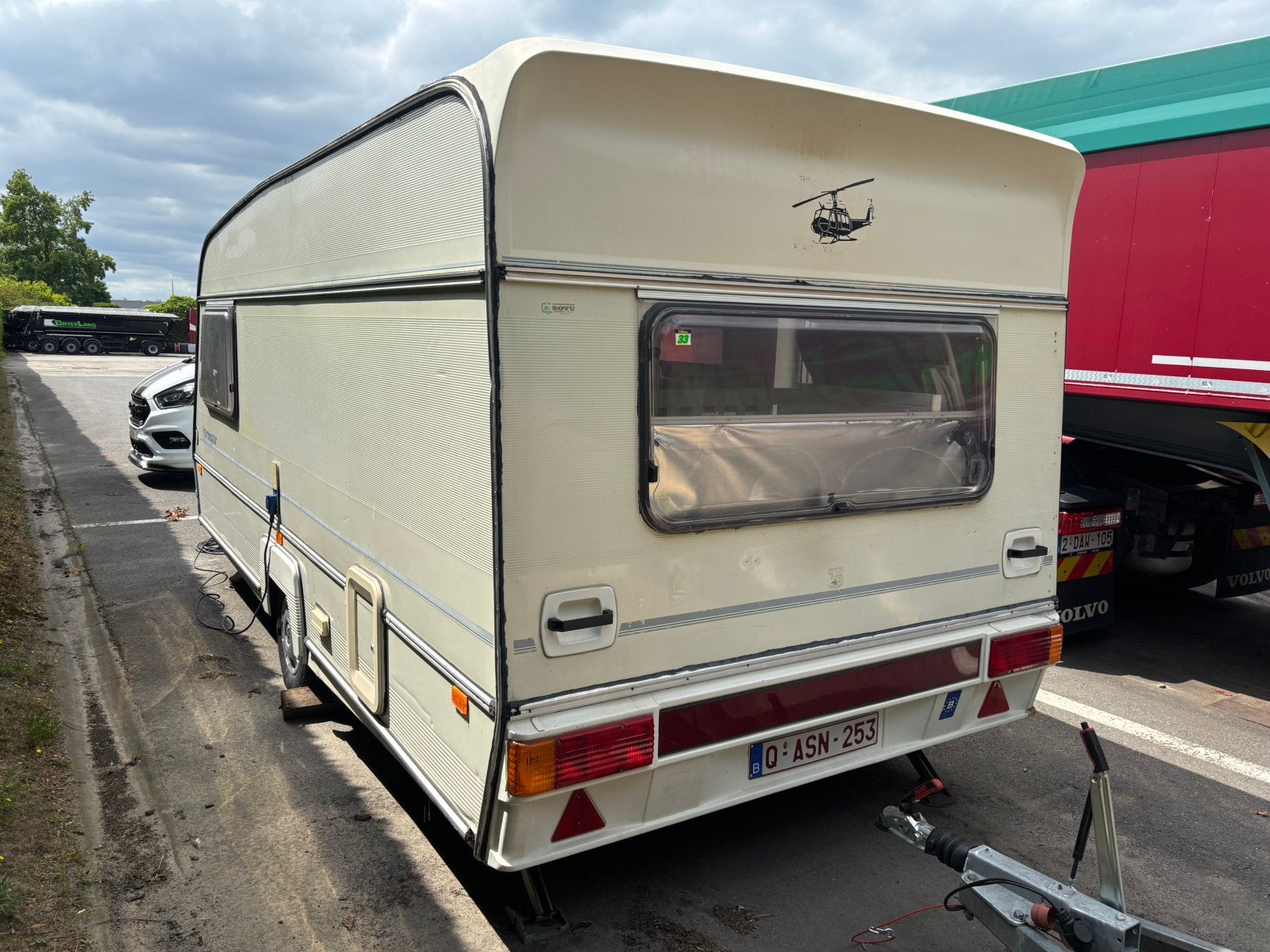 Caravan met airco en opblaasbare voortent, Caravans en Kamperen, Caravans, Particulier, Airco, Ophalen