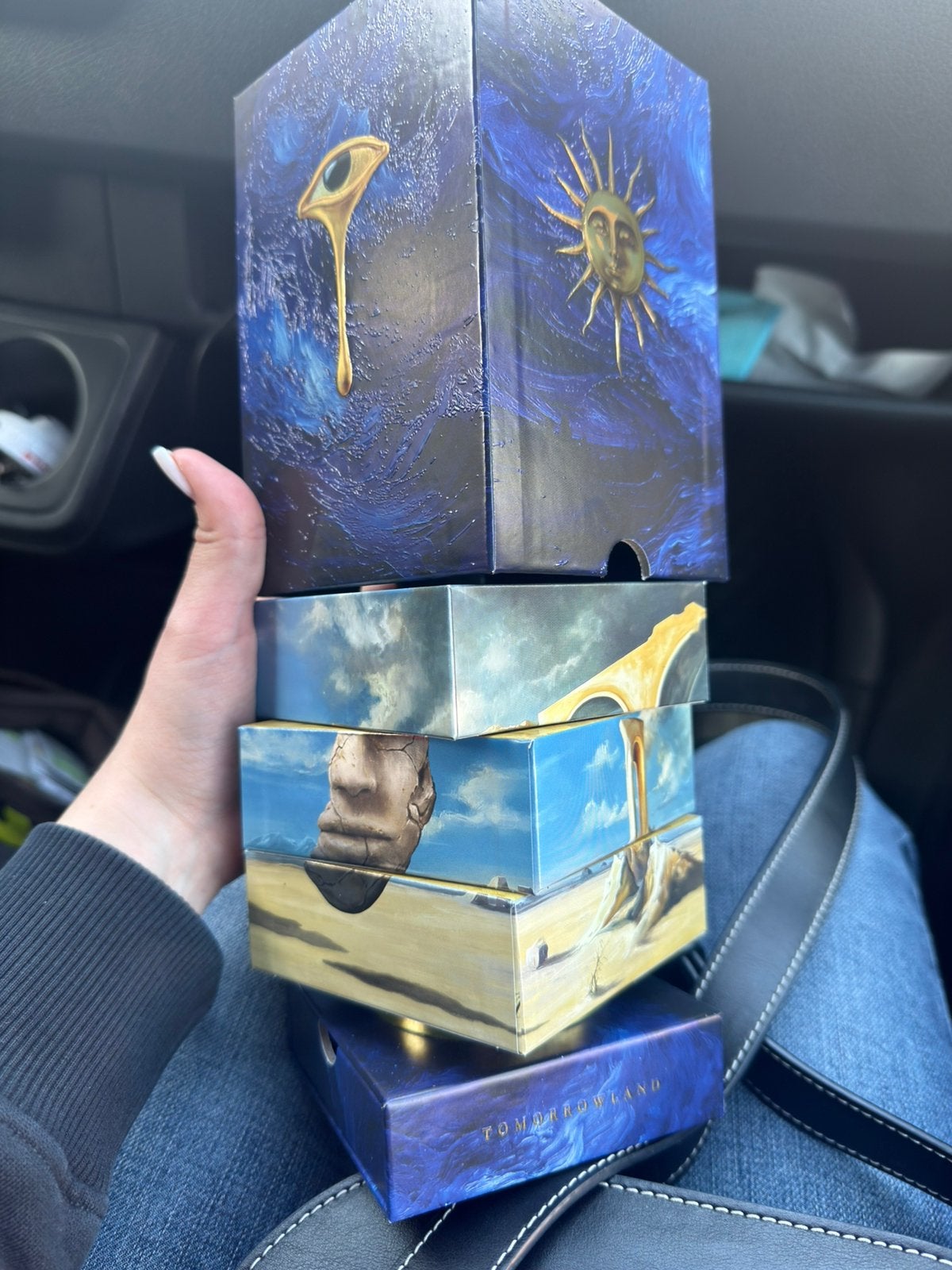 Coffret Trésor Tomorrowland 2026 avec collier de la marque