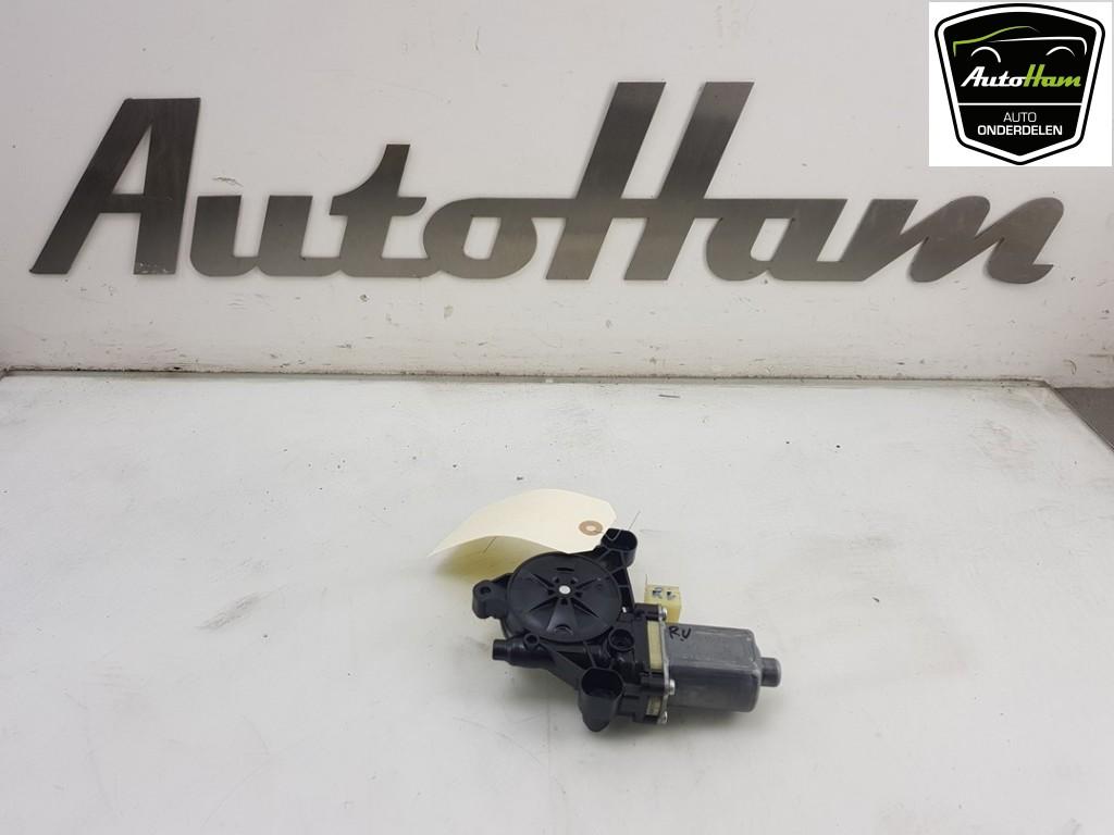 MOTEUR LEVE VITRE ELECTRIQUE Audi A3 Sportback (8VA / 8VF), Robert Bosch AG, Audi, Utilisé, Robert-Bosch-Allee 1
74232  Abstatt, DE