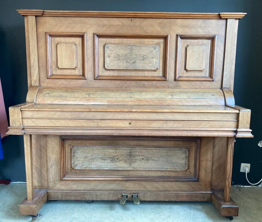 Antieke buffetpiano, Ophalen, Gebruikt, Bruin, Piano