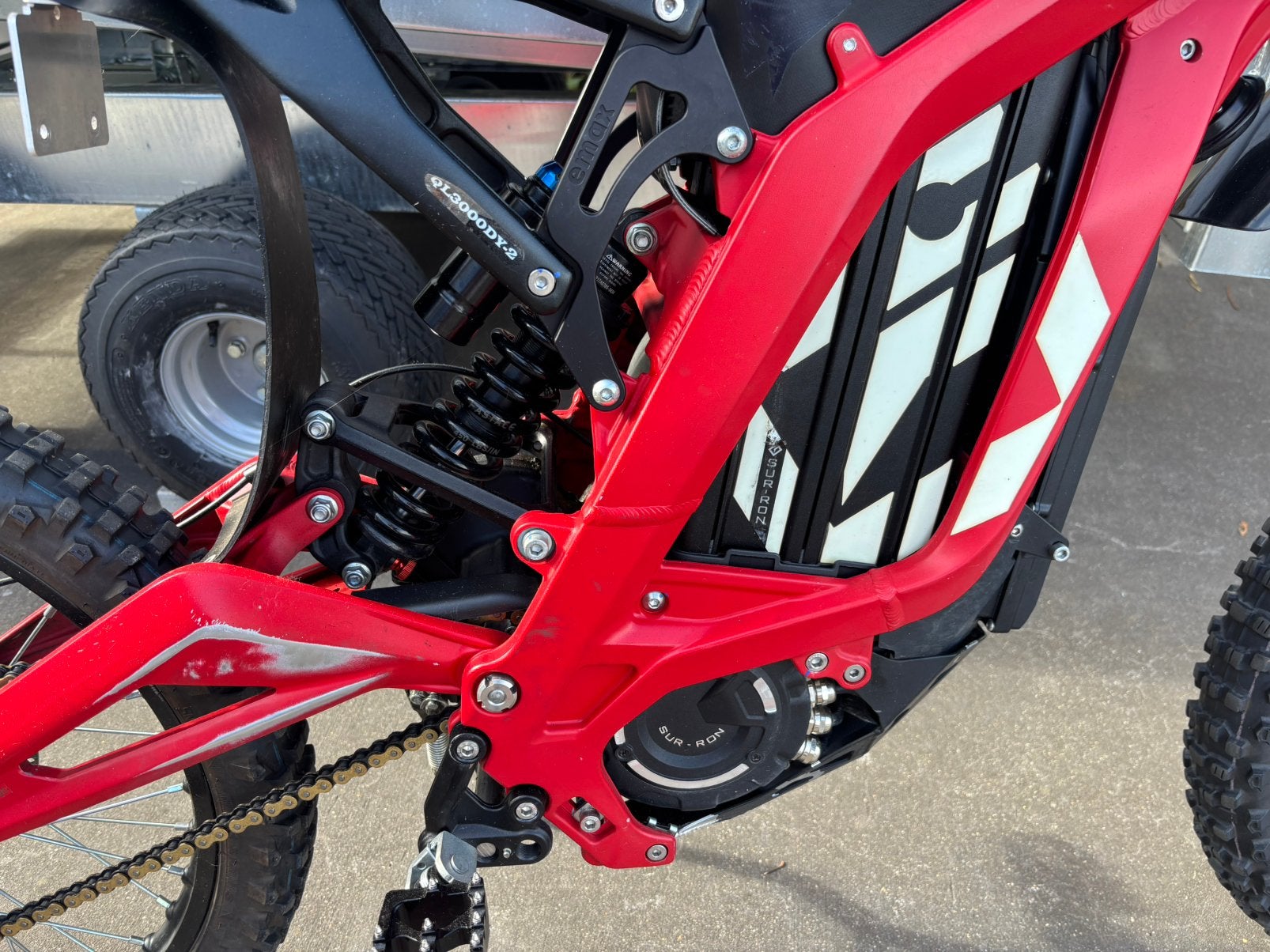 surron light bee - prima staat, Fietsen en Brommers, Ophalen, Zo goed als nieuw