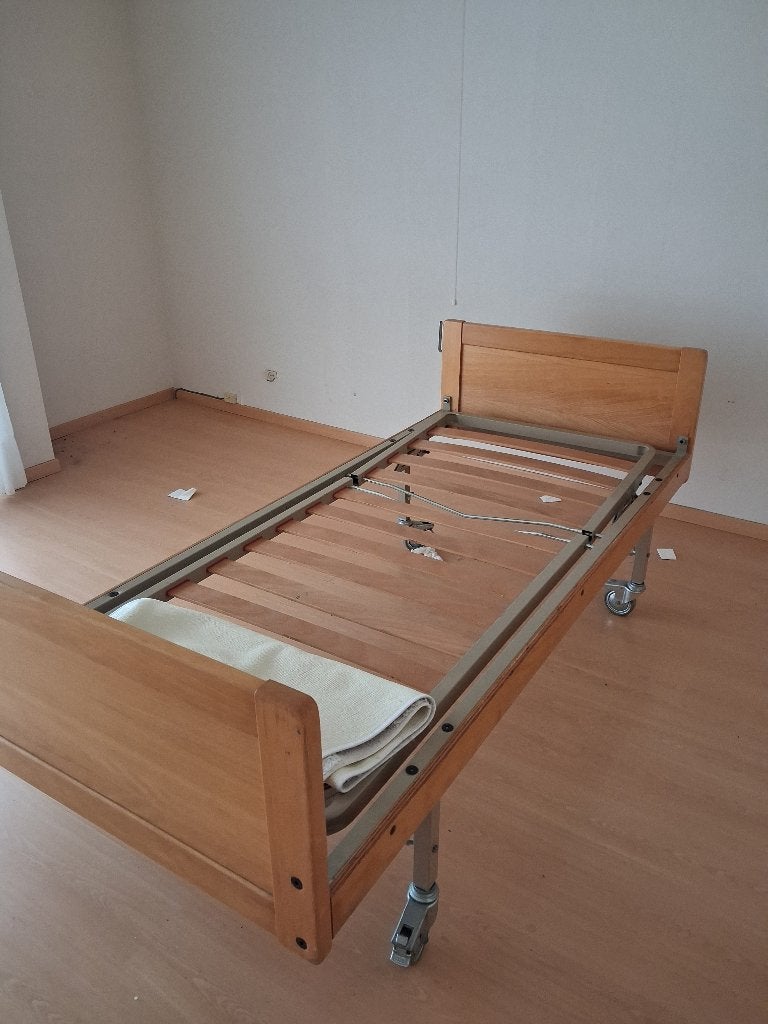 Ziekenhuisbed, Huis en Inrichting, Ophalen, Gebruikt