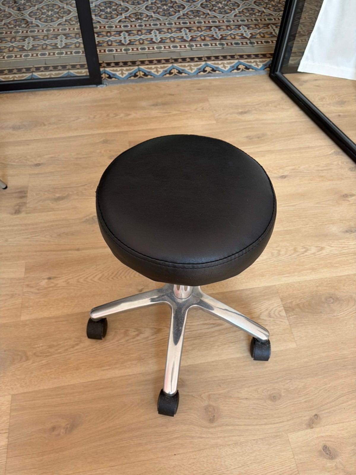 Tabouret professionnel ProDuo coiffeur / esthétique – neuf, Articles professionnels, Enlèvement